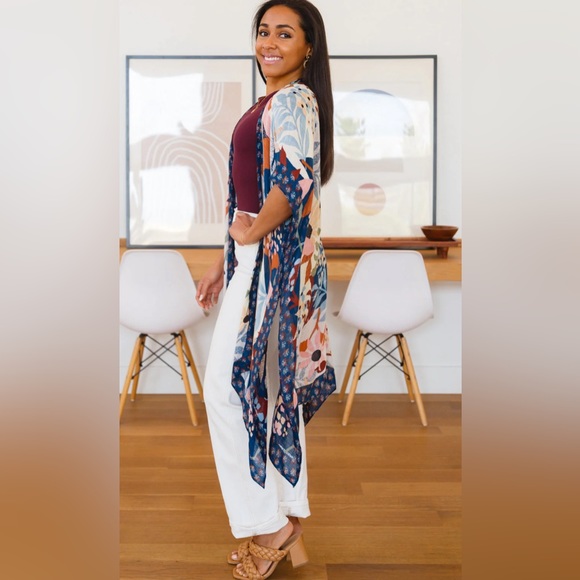 One Size BREATH OF YOUTH FLORAL KIMONO-NWT - Picture 4 of 16